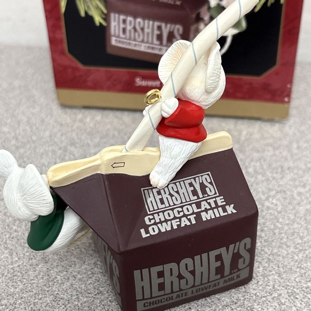 Hallmark‎ Keepsake Sweet Discovery Hershey’s Chocolate Milk Mouse Ornament 1997 - Picture 3 of 5